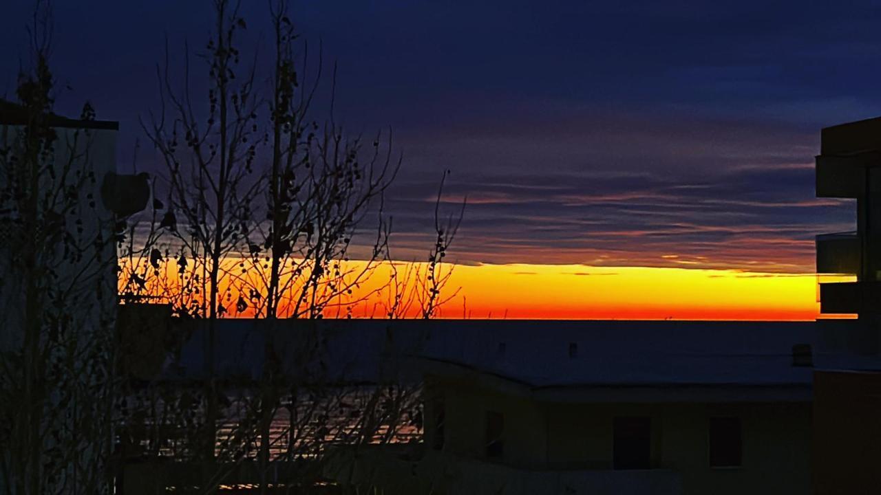 Dea Della Salute Hotel Bellaria-Igea Marina Esterno foto