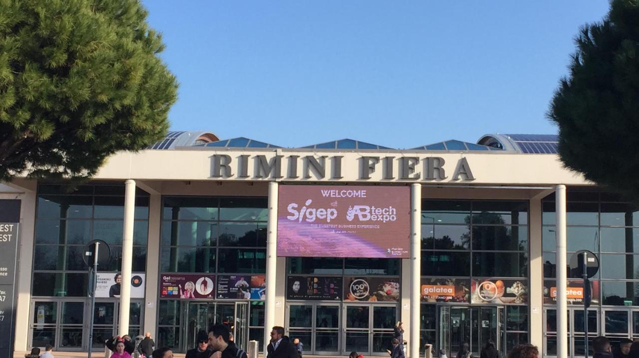 Dea Della Salute Hotel Bellaria-Igea Marina Esterno foto
